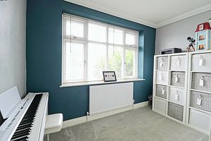 Bedroom 5- click for photo gallery